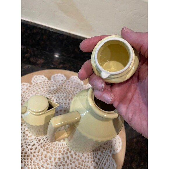 Vintage Kitchen BATTER Jugs - batter and butter - Picture 4 of 9